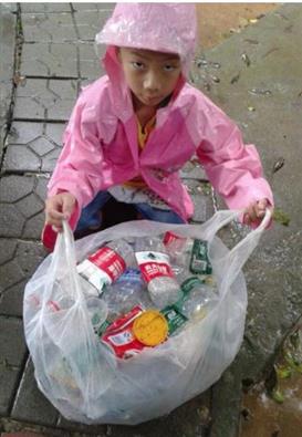 卖早点收废品赚钱吗，收废品叫卖