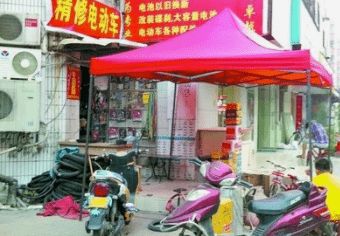 回收废品小型电动车电池多少钱，回收旧电动车电池