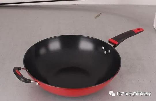 不粘锅废品收吗，废不粘锅锅能卖掉吗